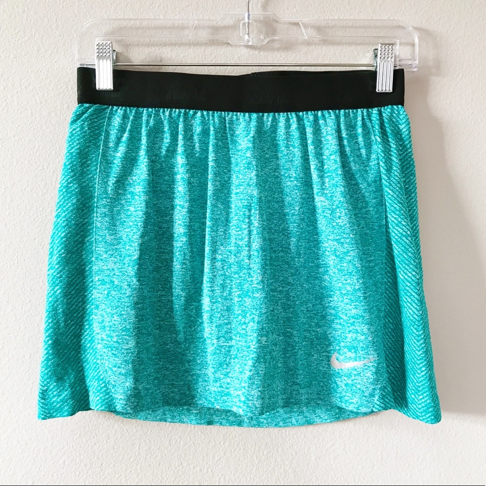 Nike | Women’s Golf Skort Small